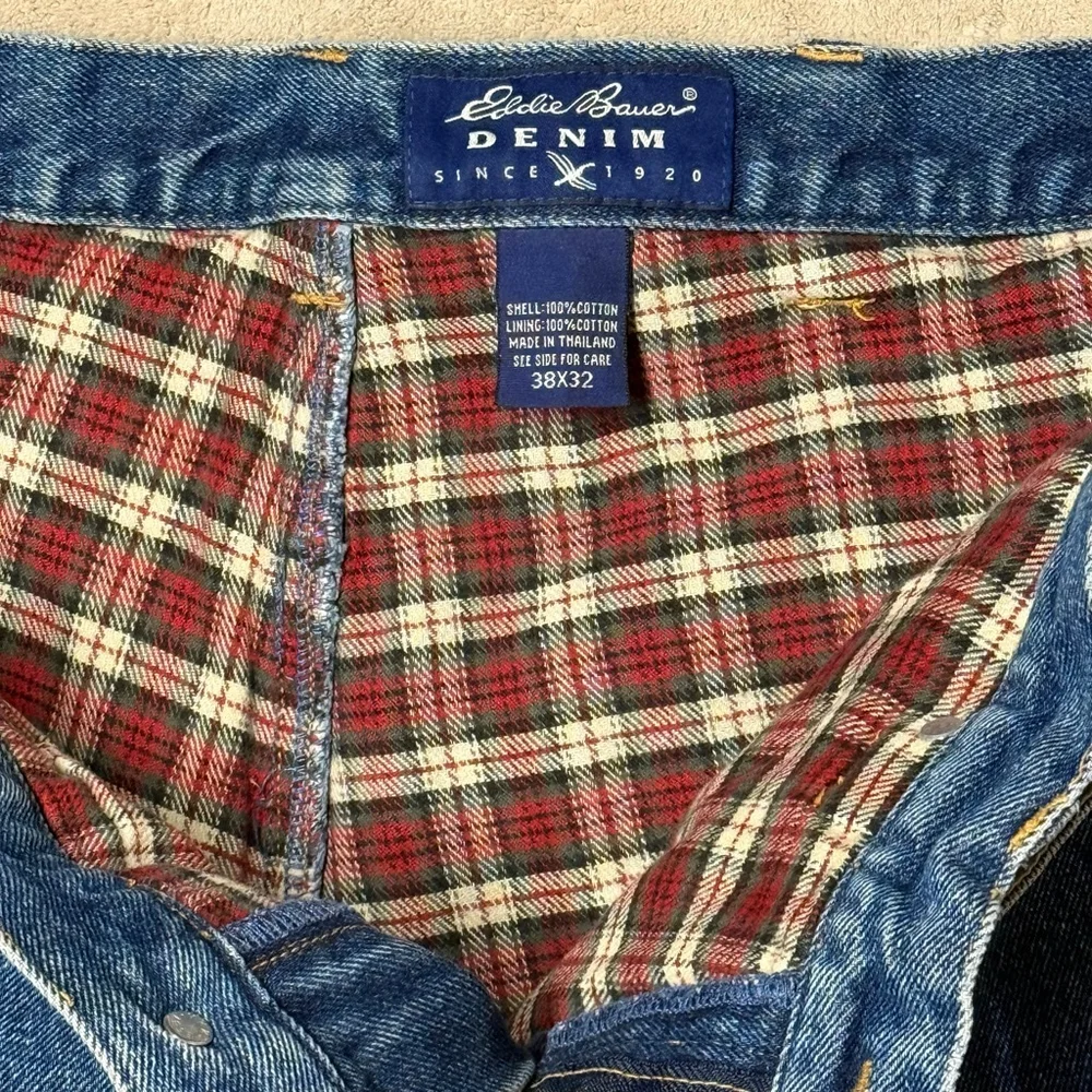 Men's Eddie Bauer Straight Jeans 38x32 Blue with Red Plaid Lining
